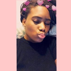 Meet your Posher, Naashika